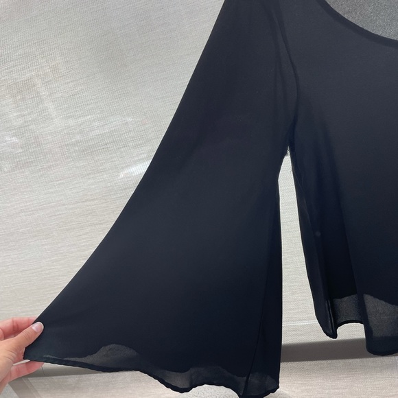 Brandy Melville bell sleeve blouse - Picture 2 of 5